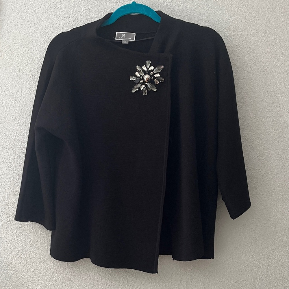 JM Collection Black Cardigan Sweater Jacket with Rhinestone snap closure
Sz PL